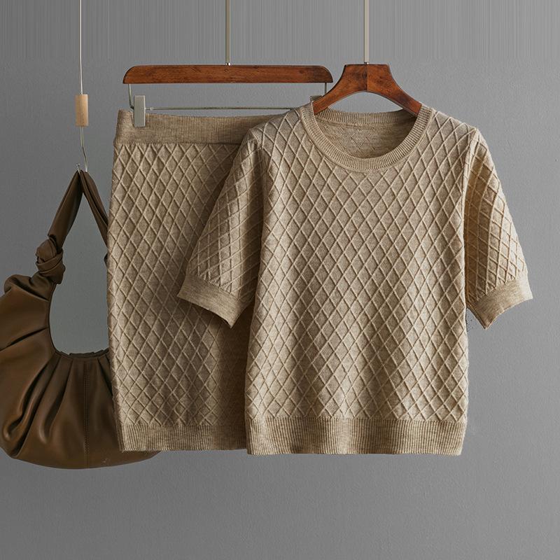 

Женский летний однотонный костюм юбка новый топ с круглым вырезом вязаная юбка-двойка average size хаки