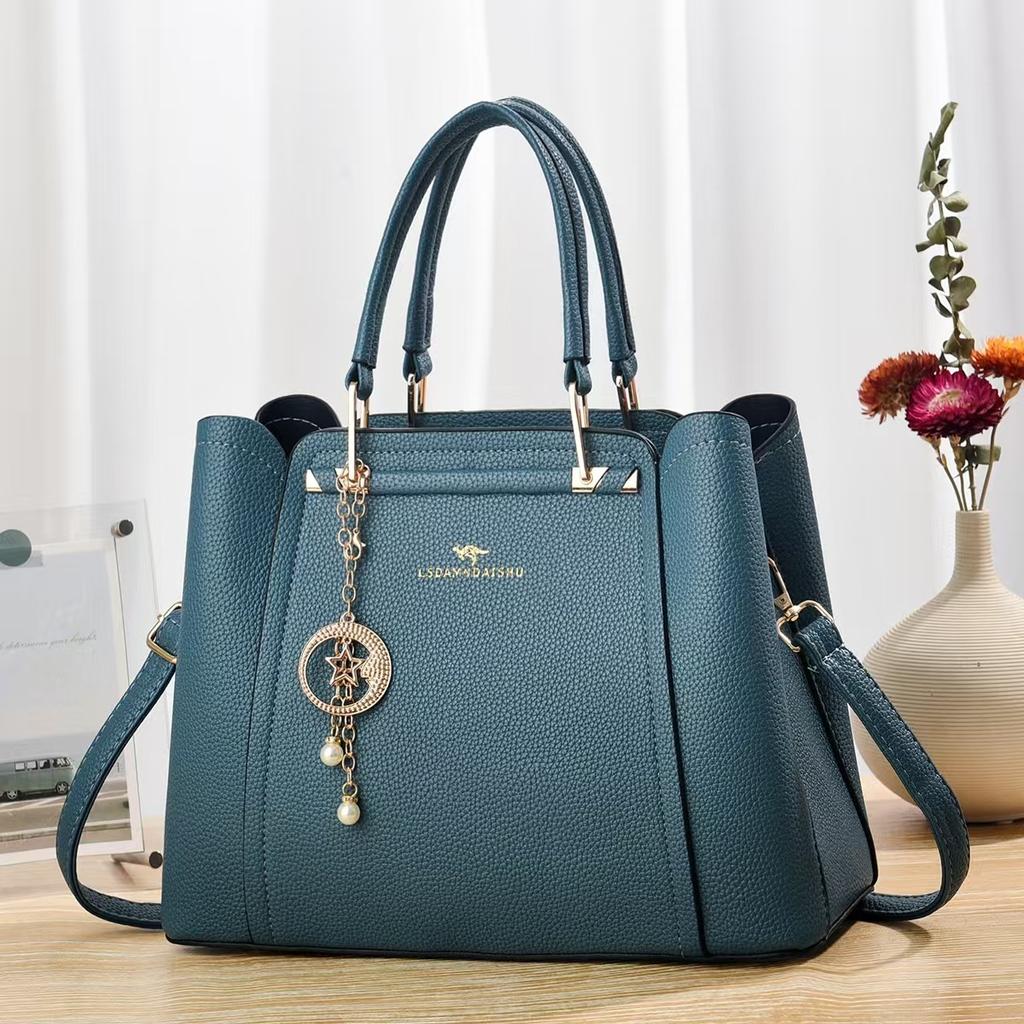 New Macaron Fashionable Handbag High-Precision Multi-Layer Large Capacity Shoulder Bag Light Luxury Tote Crossbody Bag