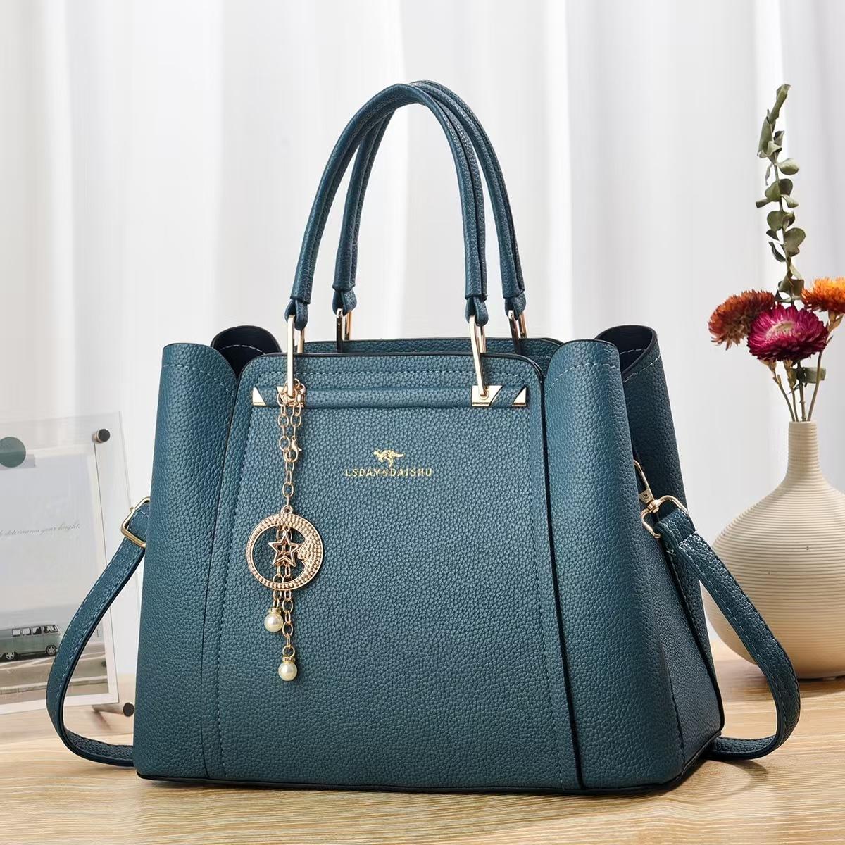 

Latest Macaron Fashionable Handbag High-Precision Multi-Layer Large Size Capacity Shoulder Bag Lightweight Luxury Tote Crossbody Bag .