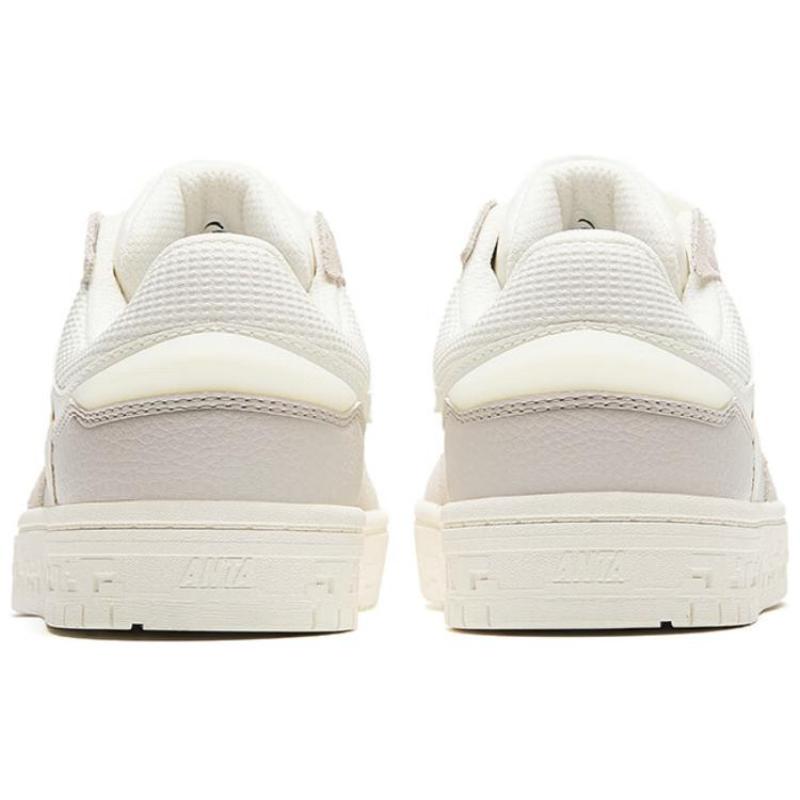 Anta Anti Slip Wear Resistant Low Top Skateboard Shoes Women's White Gray Sneakers 122418051-3