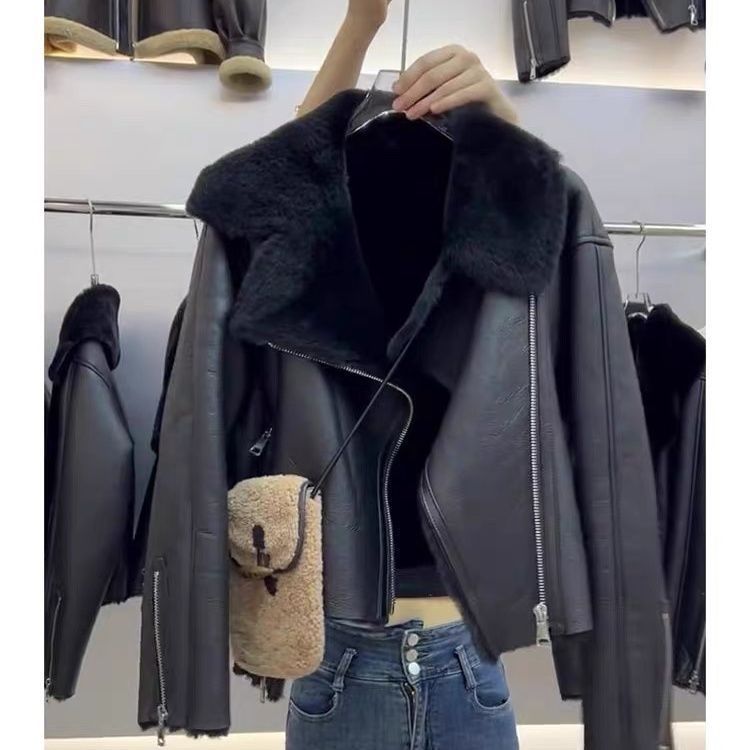 Short Motorcycle Suit Black Fur Integrated Lamb Wool Imitation Fur Jacket Women'S Autumn And Winter Leather Jacket Lapel Jacket