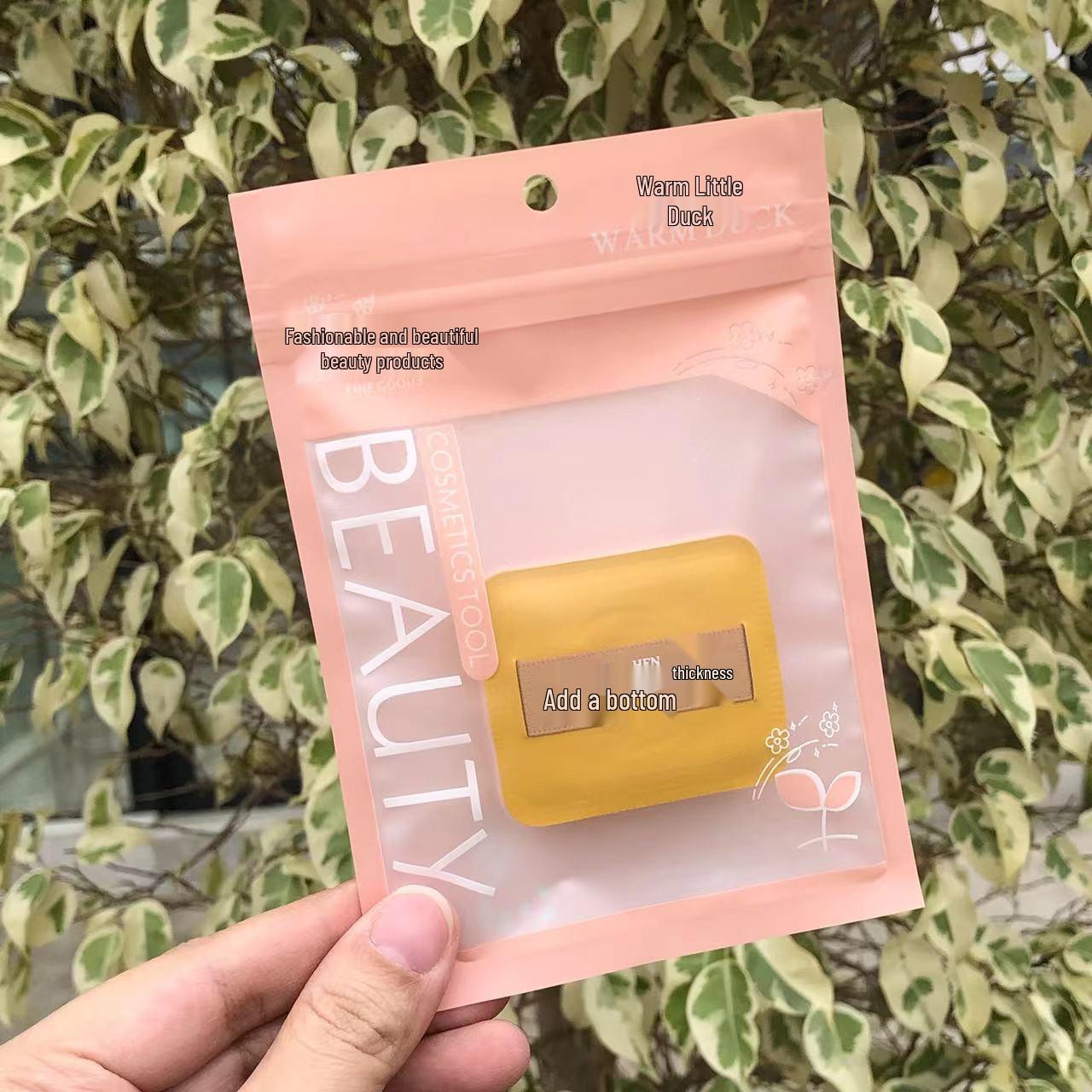 Dual-Use Marshmallow Cushion Puff: Soft, Close-Fitting Sponge for Wet Dry Makeup, Non-Absorbent.