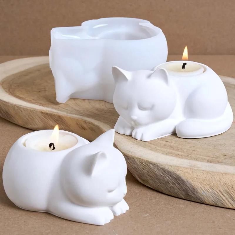 A Top Quality Animal Cat Candlestick Silicone Mold DIY Home Desktop Ornaments Candle Holder Casting Molds Gypsum Resin Crafts