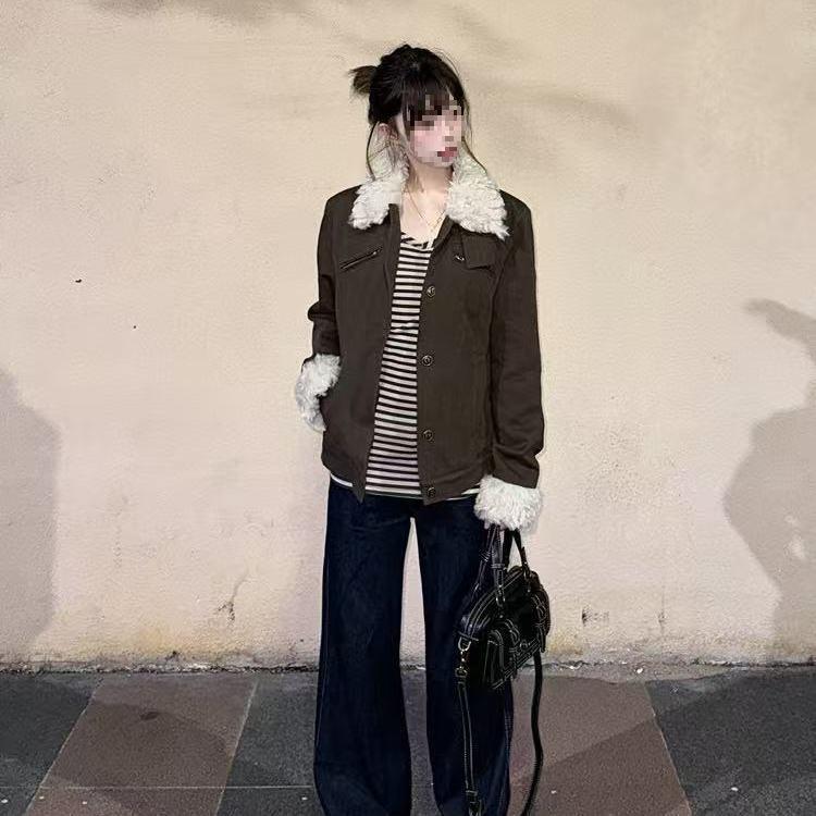 Women s Retro Brown Faux Fur Collar Slim Fit Jacket - Autumn/Winter Padded Design M темно-коричневого