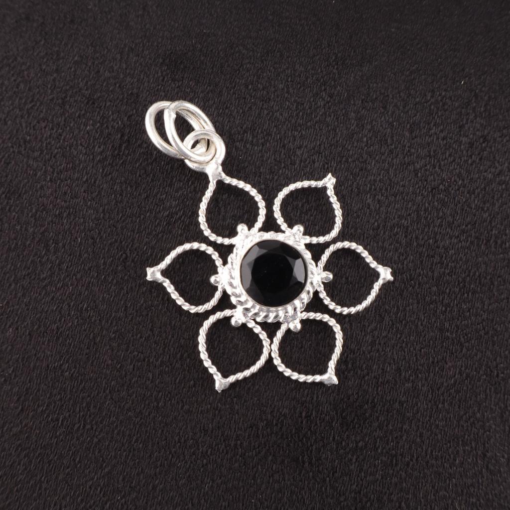 August Round Natural Faceted Black Onyx Sterling Silver Sisters Gift New Pendant PP-18-38