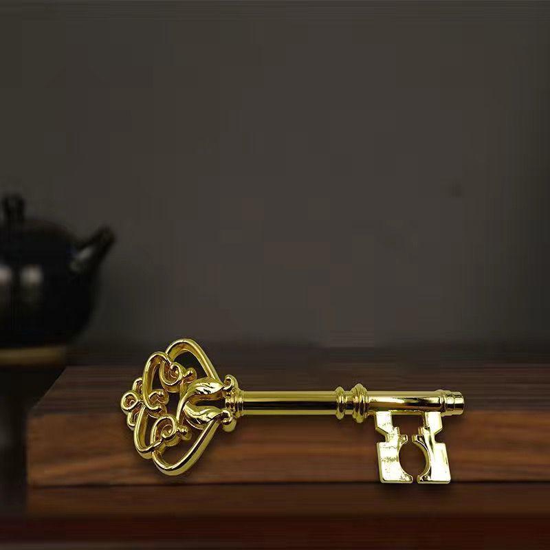 Chinese Golden Key Feng Shui Wealth Award Ornament