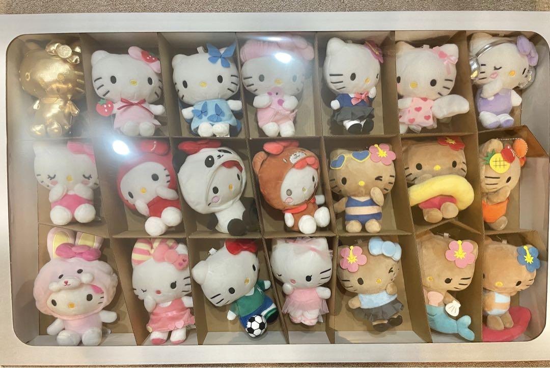 

Плюшевий талісман Hello Kitty 50th Anniversary Charm 21 Types Set Japan Rare