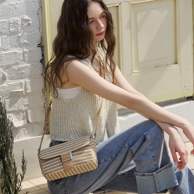 Lap Rattan Baguette Bag Ar7Ab441
