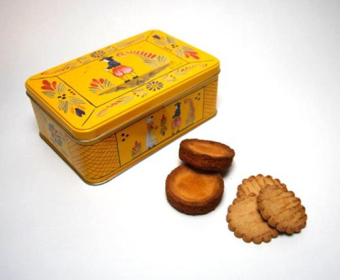 

Le Bretagne Galette Butter Biscuits Henriot Can 320g