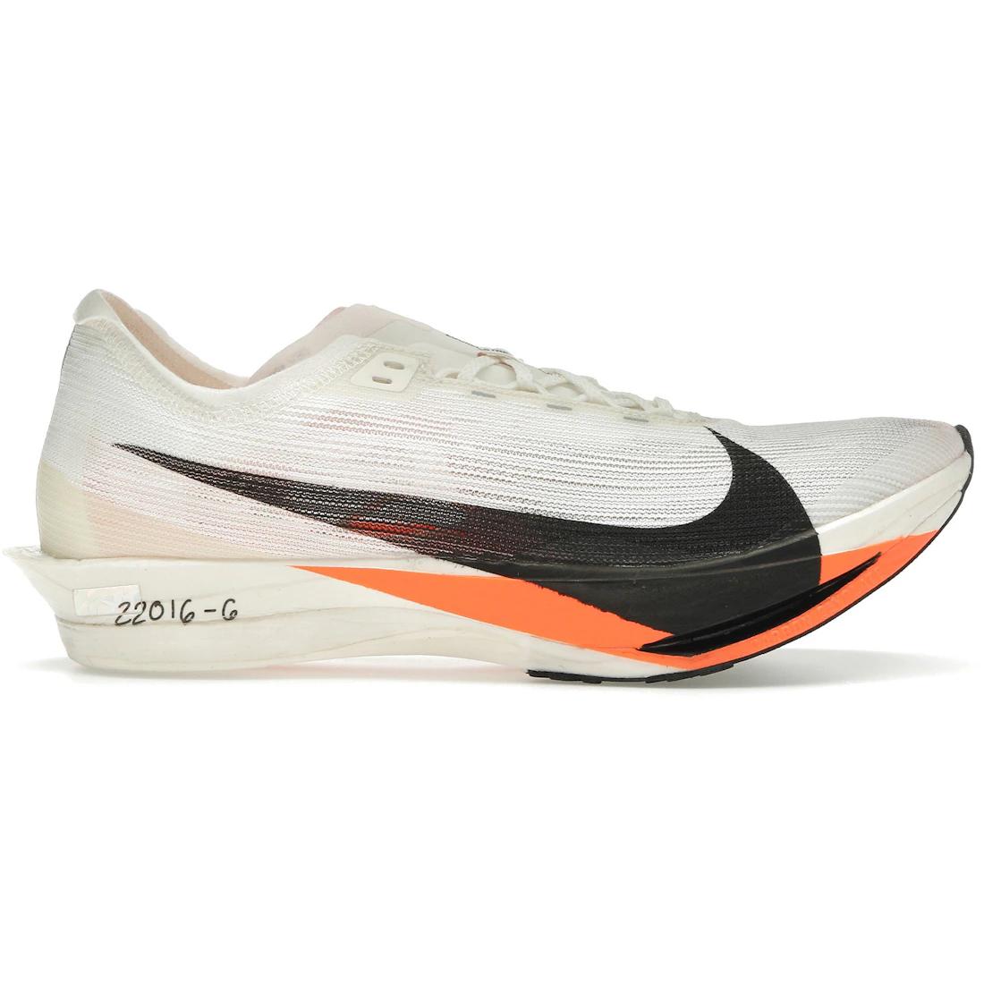 

Sneaker Nike ZoomX StreakFly 2 Proto Sail Total Orange White Black(HF6417-100) 46