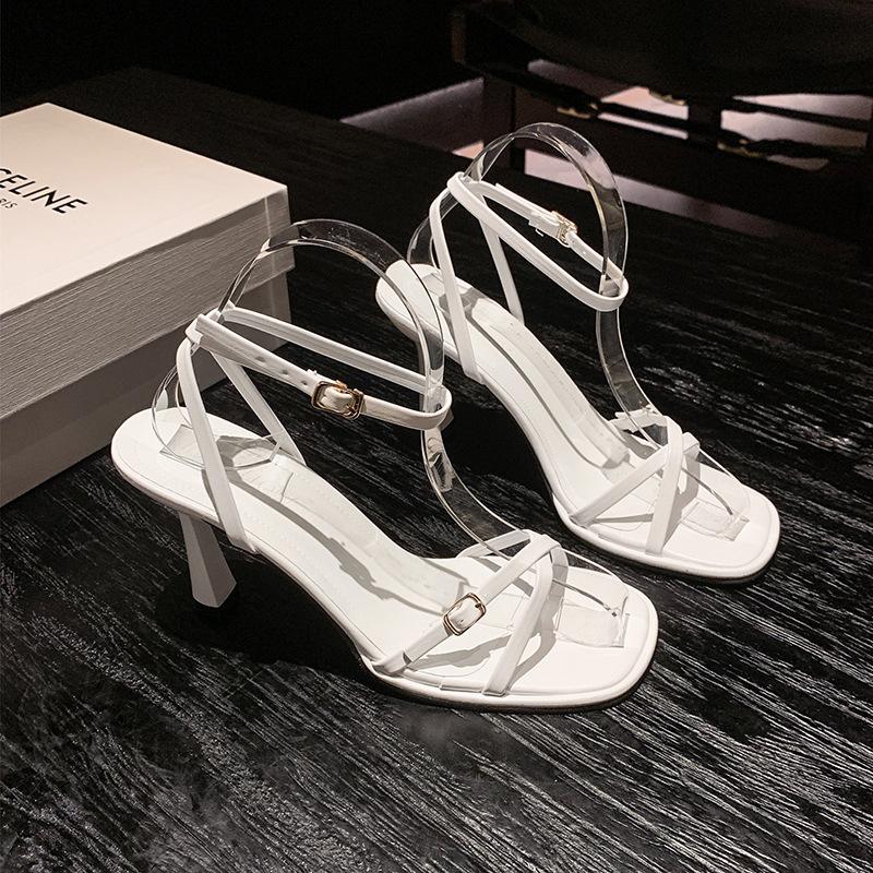 

Одно слово босоножки женские 2025 новые летние шпильки белые с юбкой не устают ноги популярные красивые высокие каблуки 34 белый