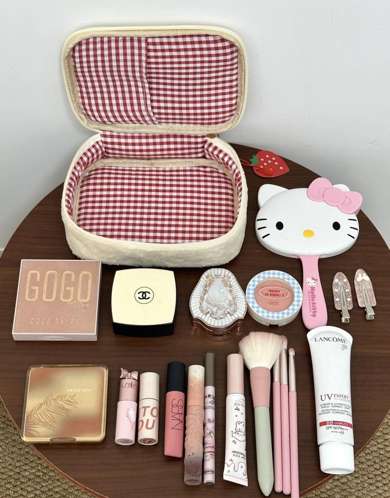 Strawberry Plush Makeup Bag: Large Capacity Travel Essential for Women
