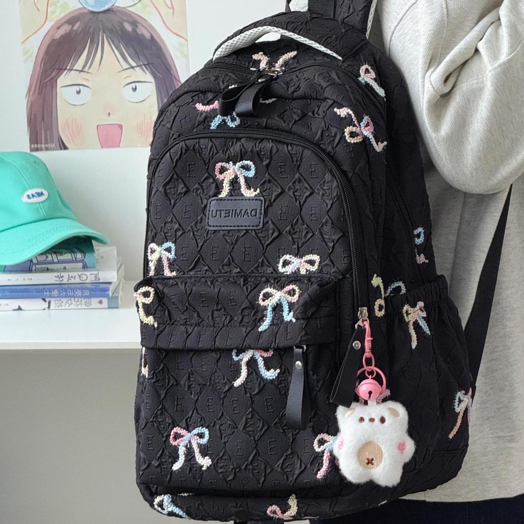 High-value schoolbag female niche design college student high school student backpack Japanese versatile large-capacity girl schoolbag