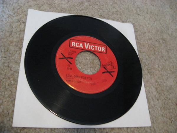 

7inch Record HANK LOCKLIN - Love Song For You 479476 RCA Victor 1968 Canada Folk Used