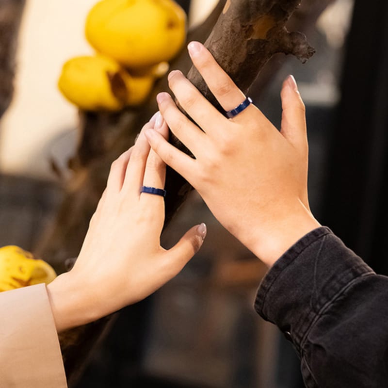 BE/GINS La Ligne Navy Ceramic Band Ring