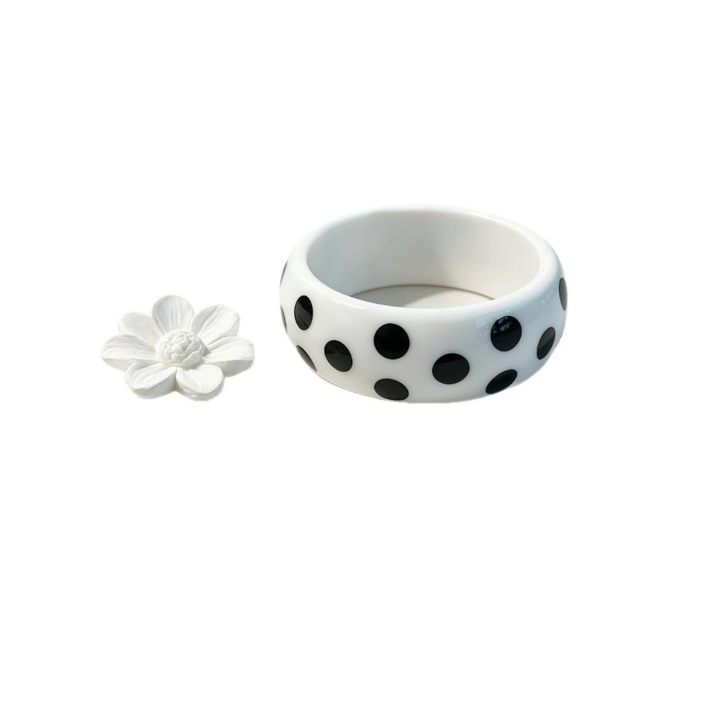 Polka Dot Spotted Bangle European Style Round Bracelet Retro Women's Bangle Women