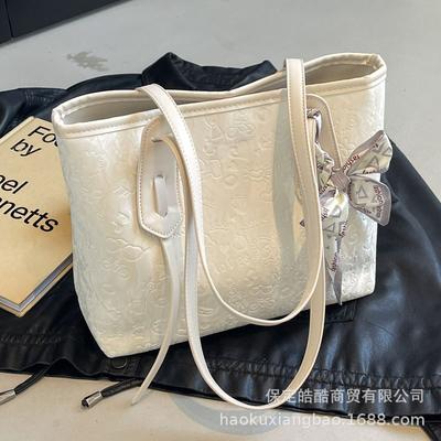 Fashion Commuter Large-capacity Bag Women's 2025 New College Student Class Bag Casual Versatile Shoulder Bag Tote Bag