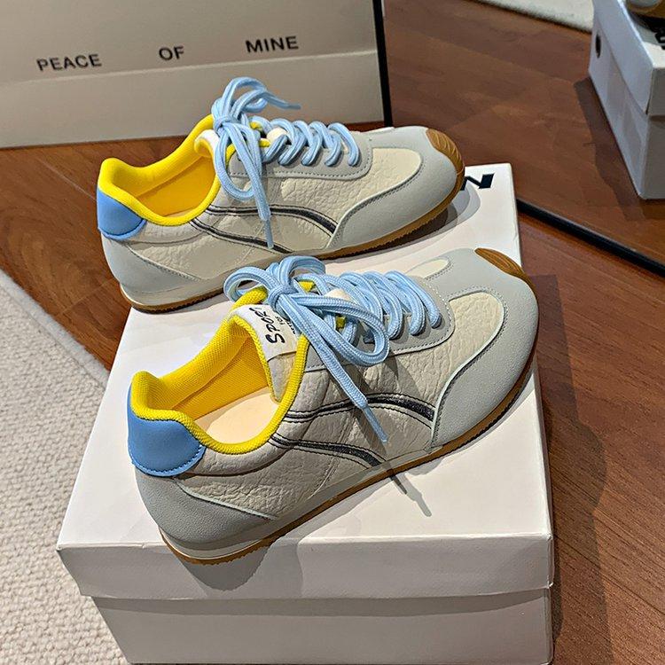 

Retro lace-up casual sports shoes women s 2025 spring new versatile flat-bottomed Dexun Forrest Gump shoes color matching white shoes 40 бежевий