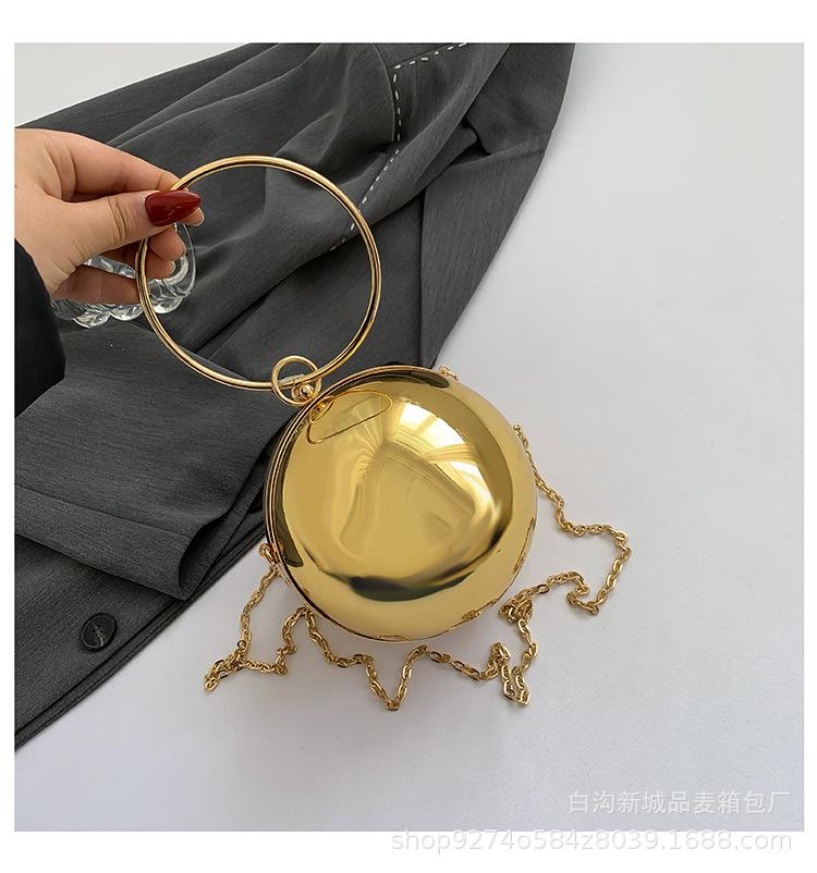 

Internet celebrity personality portable planet bag design sense niche messenger bag women 2025 new foreign style shoulder bag золотий