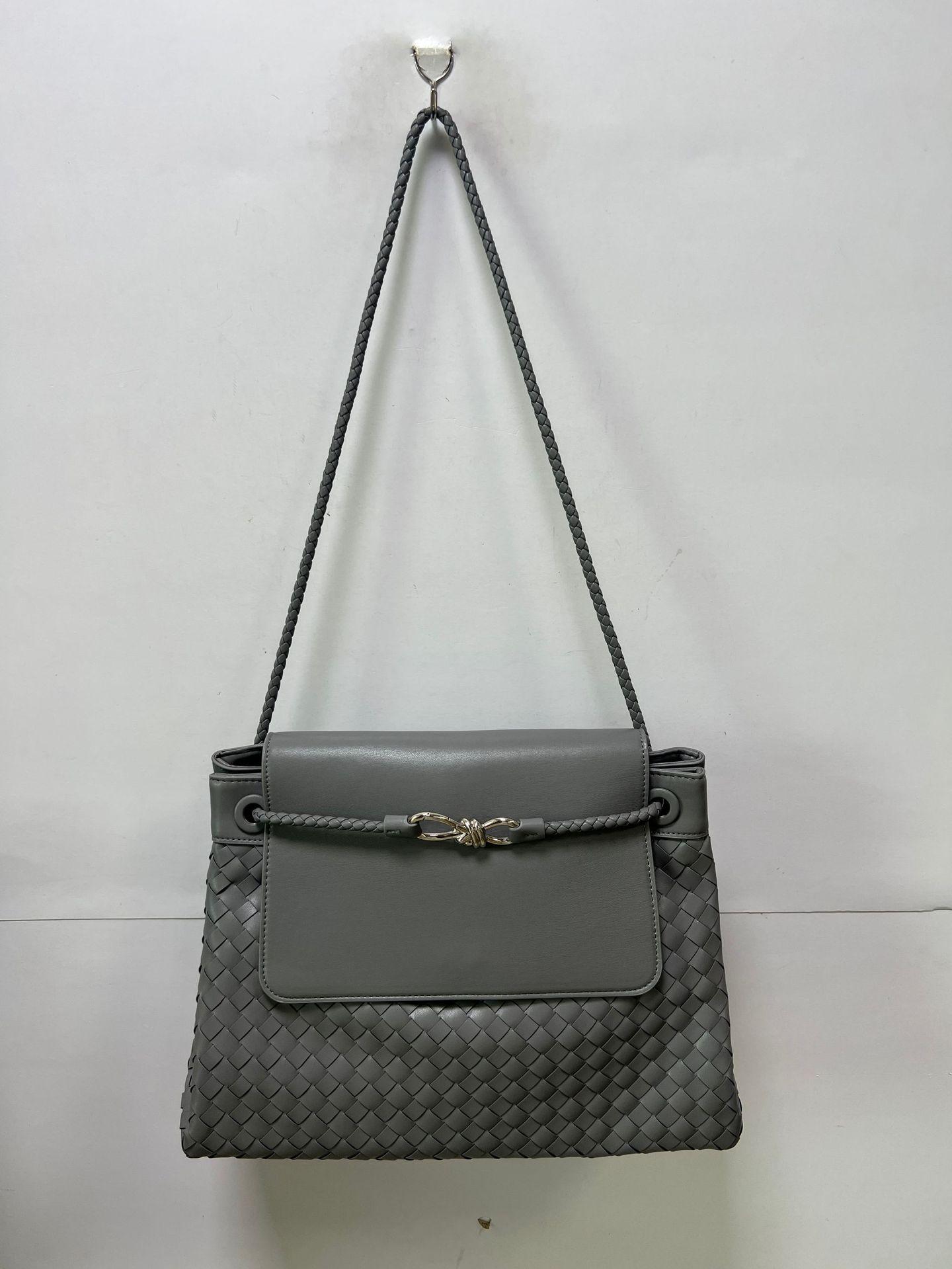 2024 Унисекс Большая вместимость Сумка-мессенджер из искусственной кожи 25 x 8 x 18 cm серый 3467₽