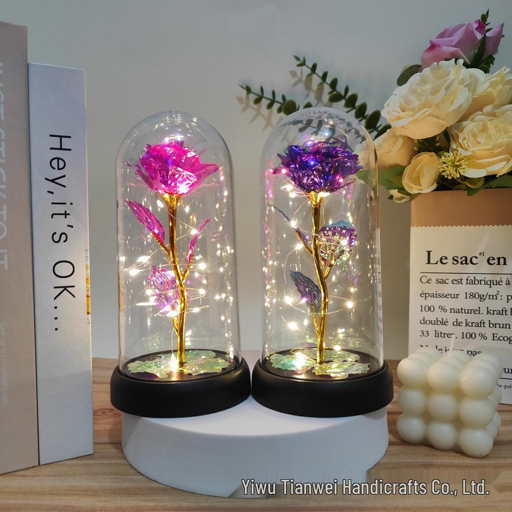 Goldfolienrose mit Acrylhaube: Konserviertes Blumen Geschenk für den Muttertag oder Valentinstag.