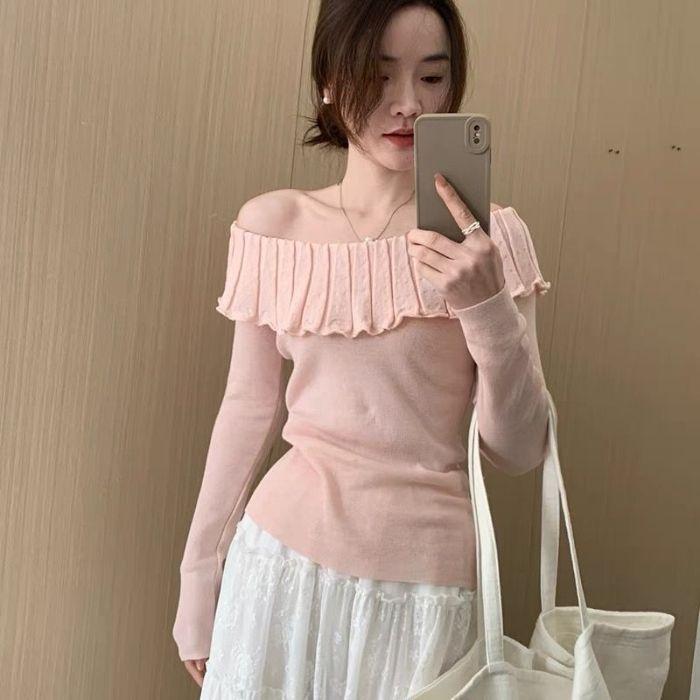 

Женственный топ с открытым плечом, прилегающего силуэта, для осени и зимы, милый вязаный свитер с детским воротничком и оборками по краям One Size розовый