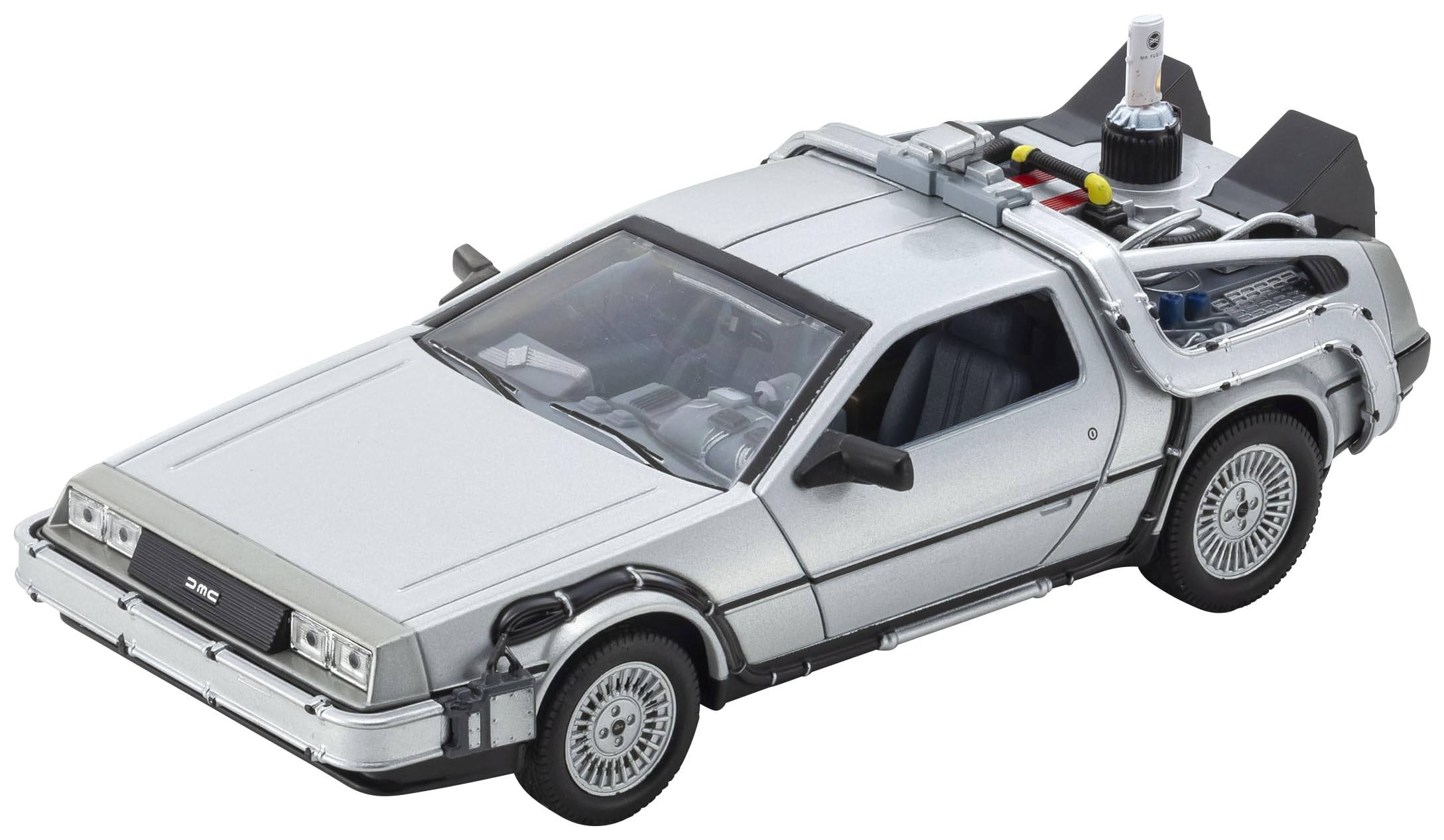 

WELLY 1/24 DeLorean DMC-12 (НАЗАД В БУДУЩЕЕ II) Готовый продукт