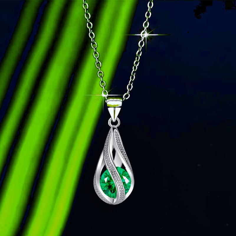 Elegant Rotating Water Drop Necklace for Women with Sparkling Rhinestones