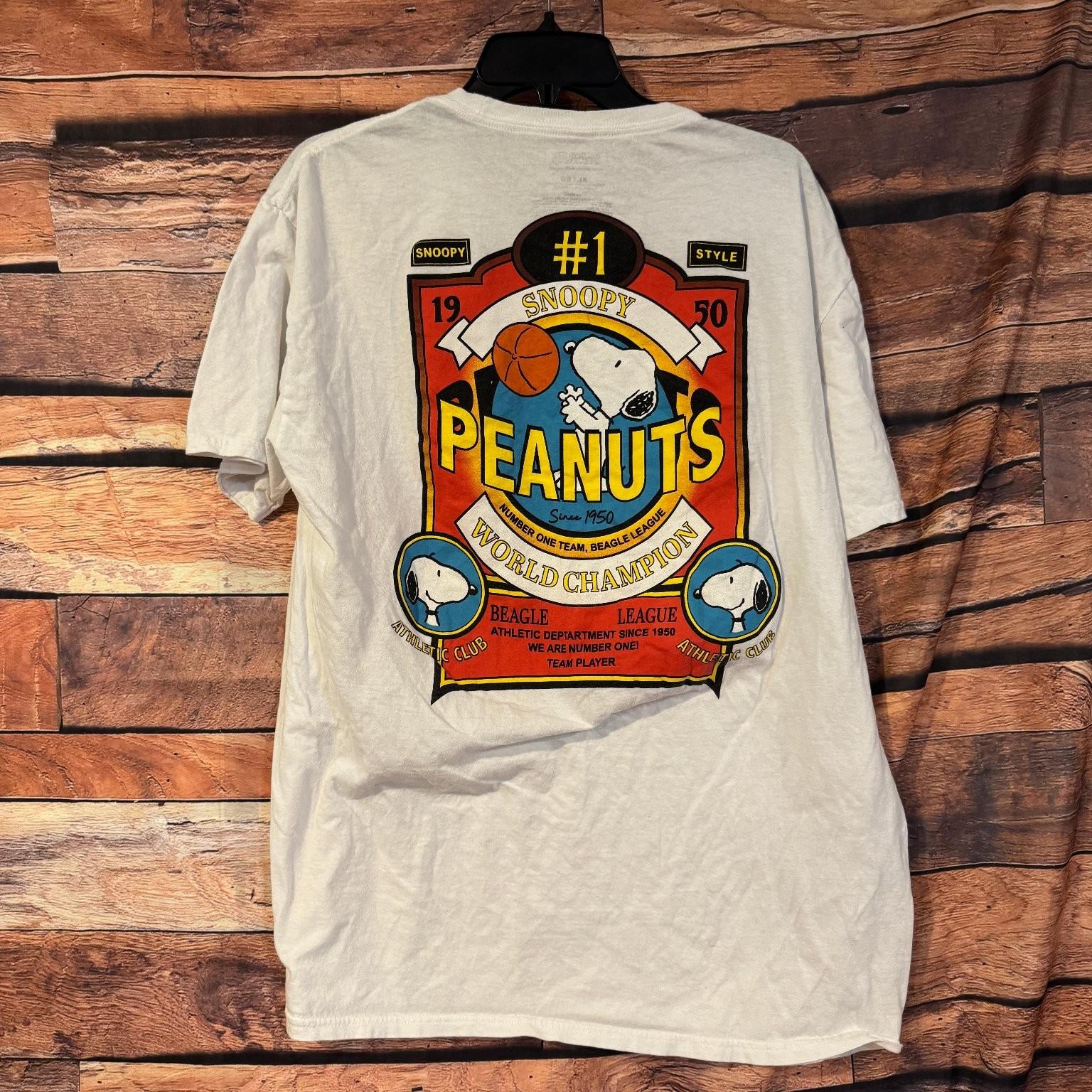 PEANUTS Men s White XL Snoopy Basketball 100% Cotton Crew Neck Unisex T-Shirt S