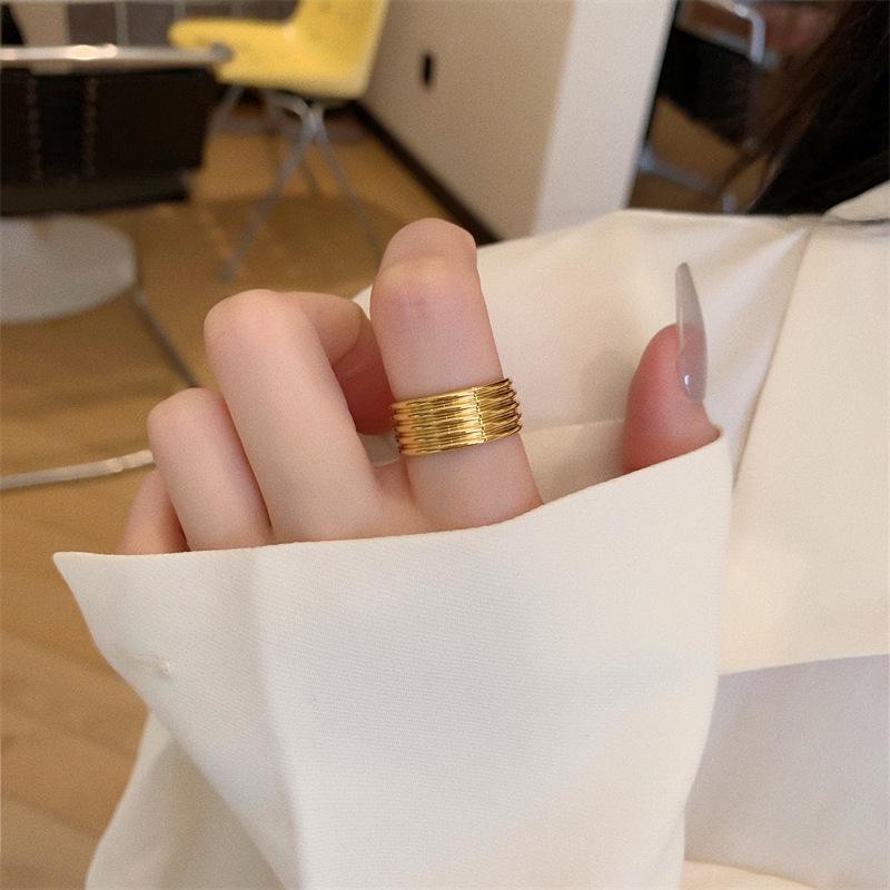 Schicker Minimalistischer Mehrfachring: Trendiger Retro-Zeigefinger Schmuck für Damen