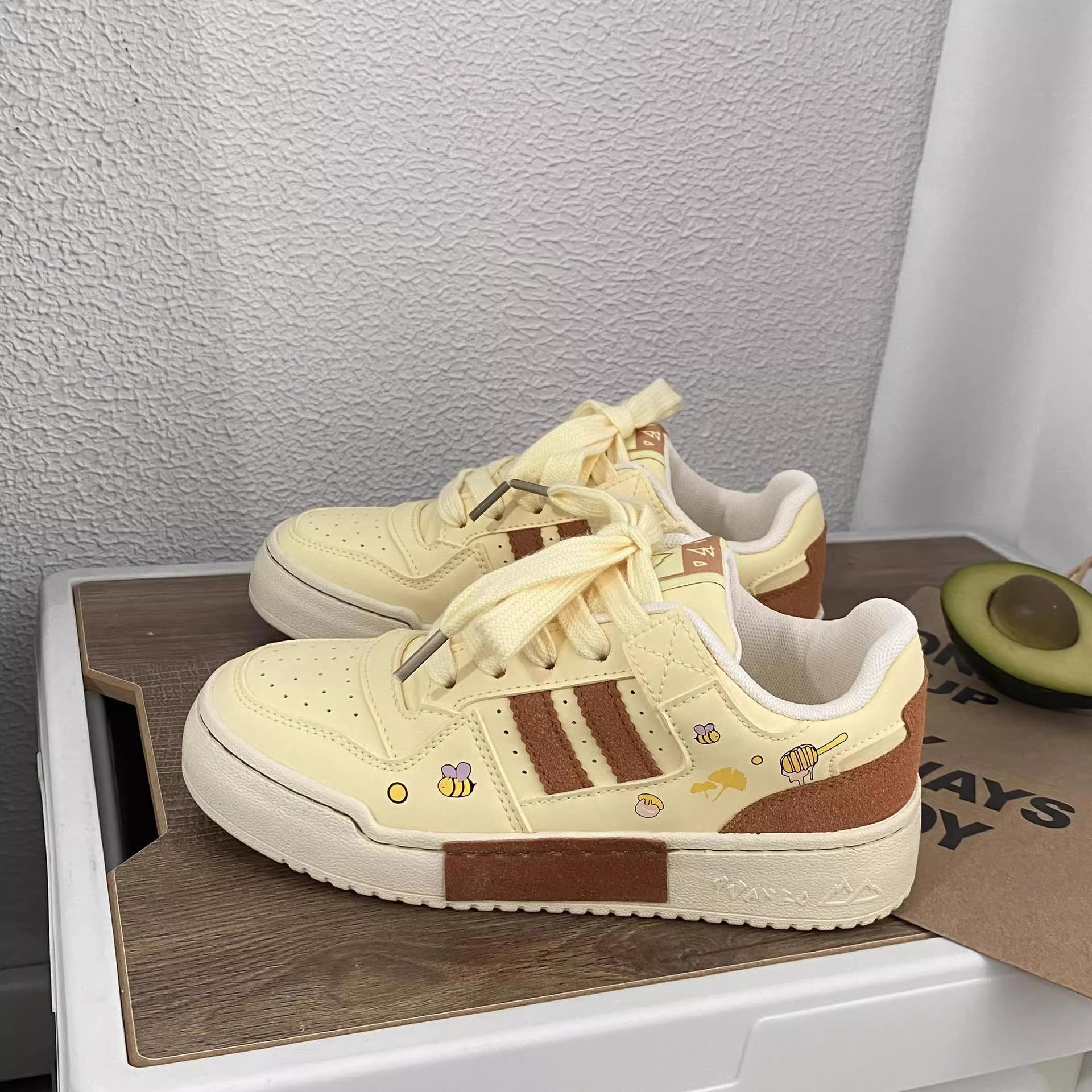 

Hong Kong style thick-soled heightened breathable German training shoes ins tide 2025 new versatile low-top student sports and leisure board shoes 40 жёлтый