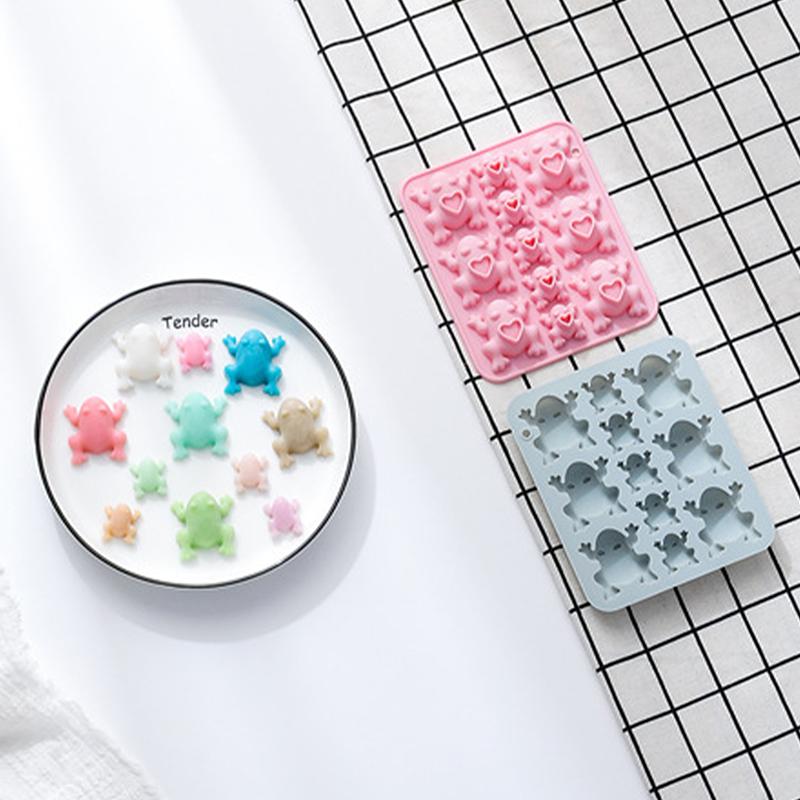 Frogs Silicone Mold, Candy Chocolate Frog Mold For Birthday, Party, Cake Decoration Passover Bake Ware And Ice Tray