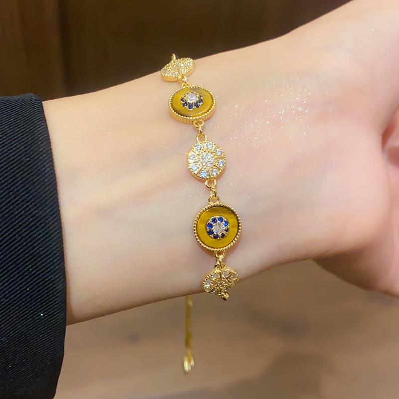 Korean Style Zircon Mother-of-Pearl Round Center Bracelet - Light Luxury Vintage Y2K Versatile Jewelry