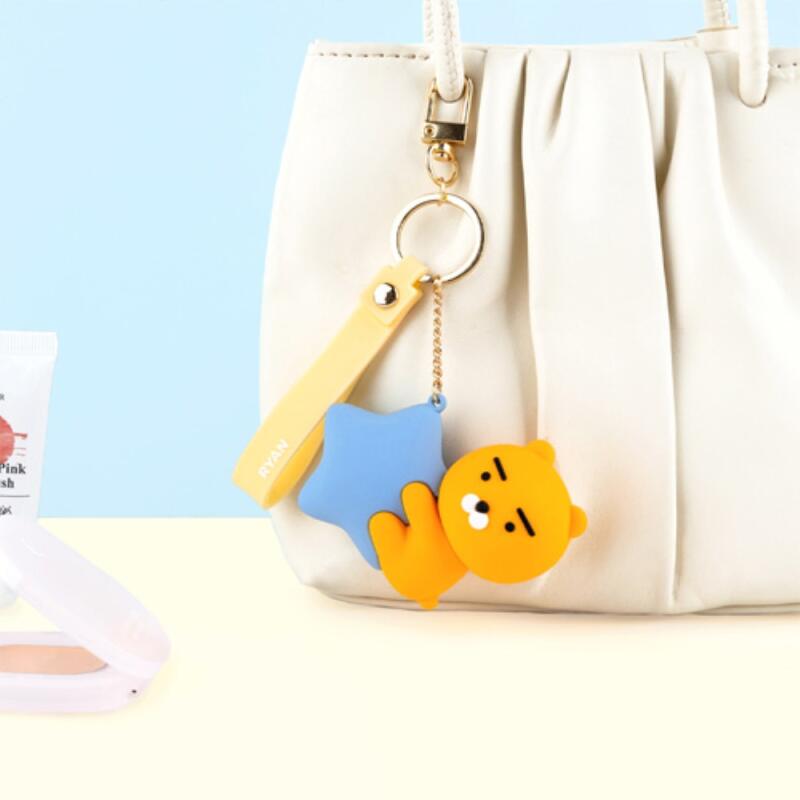 KAKAOFRIENDS Initial Figure Keychain (Choose 1 of 2)