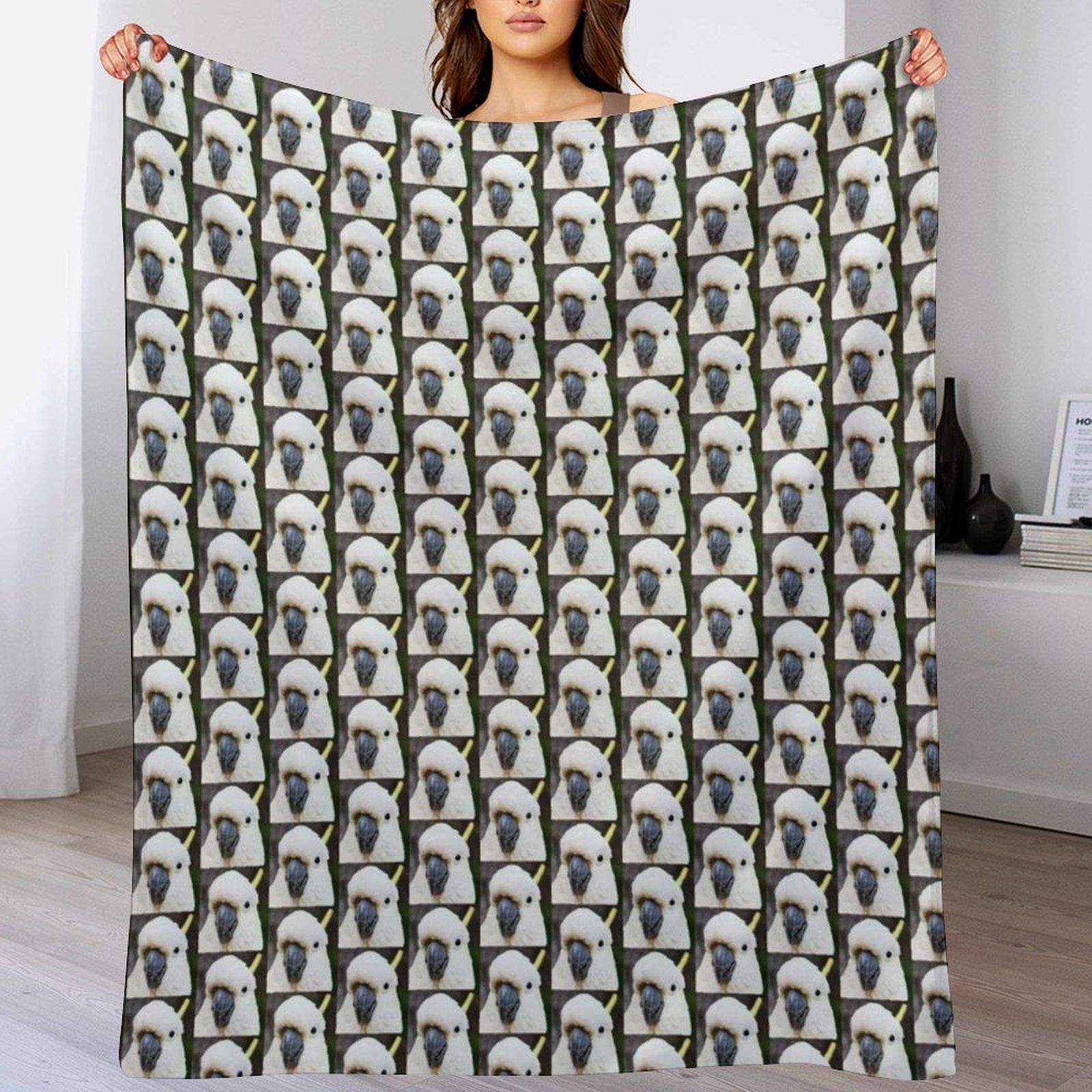 

Cocky got his eye on you Throw Blanket All Season Lightweight Soft Blanket for Bed 102x76cm(40x30in)