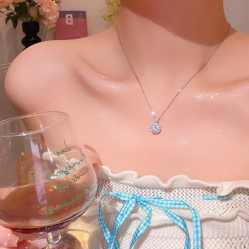 Japanese & Korean Style Geometric Titanium Steel Necklace - Women's Clavicle Chain Collection