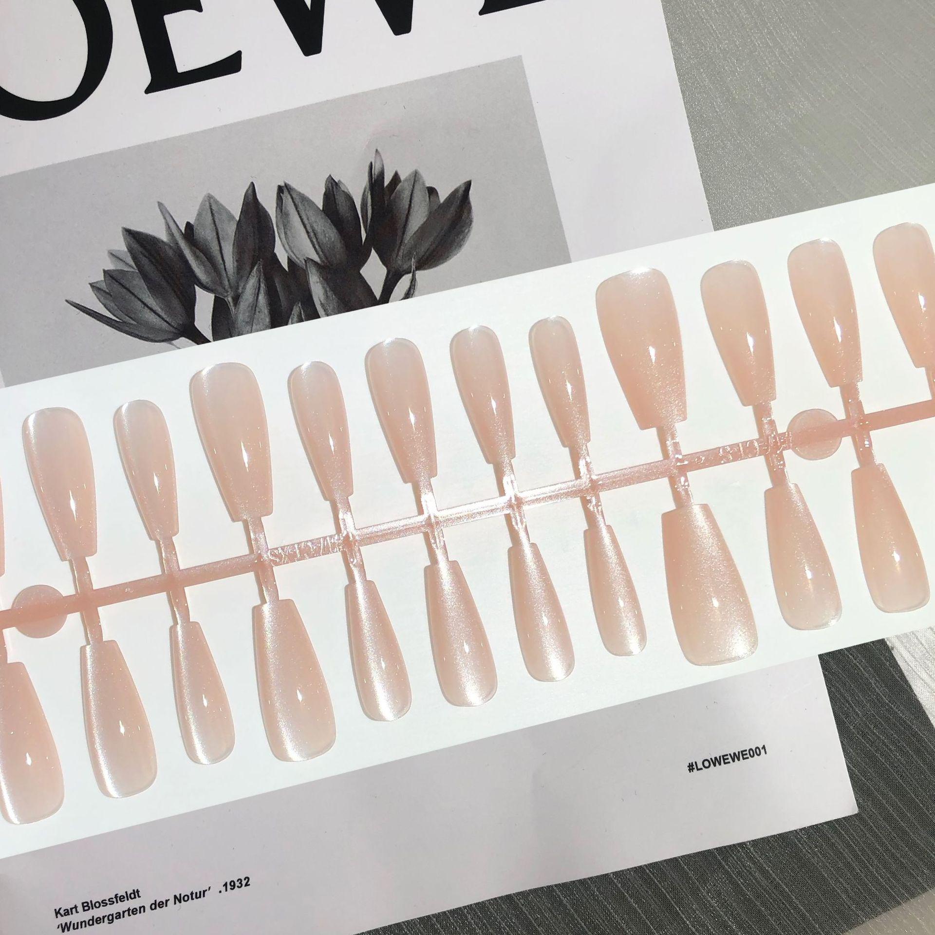 

Nude Cat-Eye Ladder Press-On Nails: Handmade, Gentle, Pure, Sexy Style, Solid Color, 30 Pieces