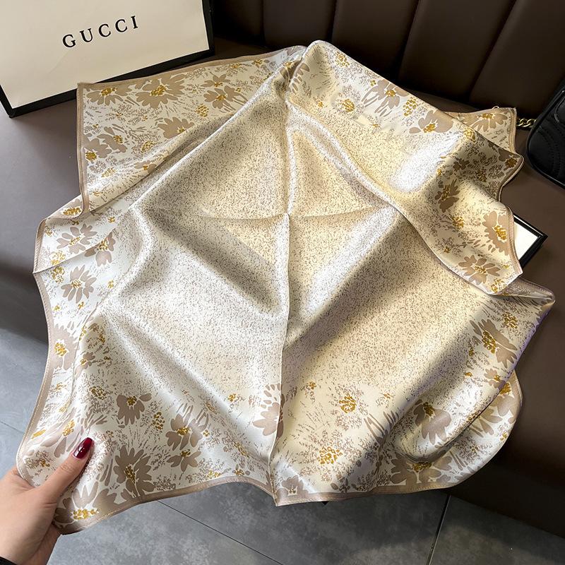 Luxury Fashion 70cm Floral Print Square Scarf for Women Hair Hand Neckerchief Wrist Hijab Wraps Lady Shawl Bandanna