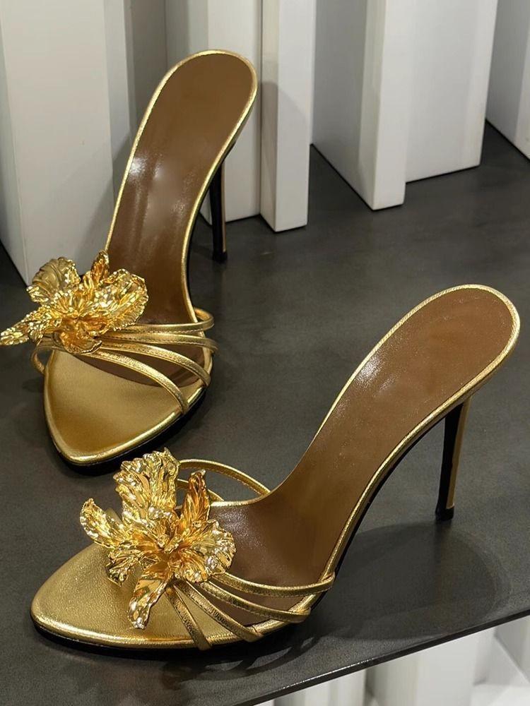 

2025 лето новые металлические цветы модные крутые шлепанцы женские сексуальные универсальные шпильки крутые шлепанцы 40 золотой
