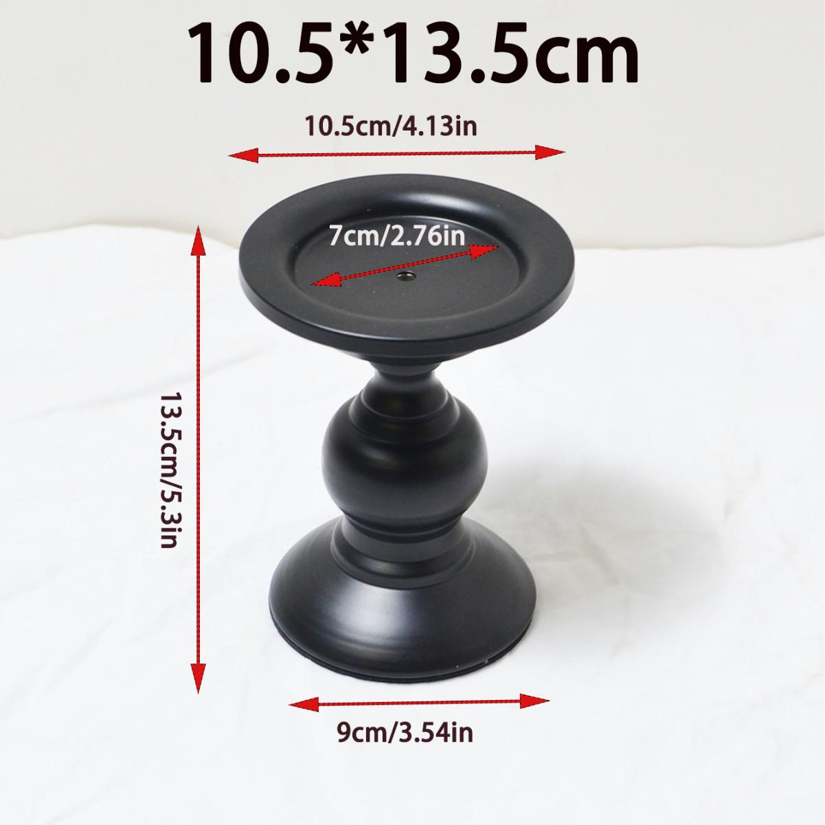 

Многоцветный подсвечник из кованого железа: Декор для атмосферы ужина при свечах