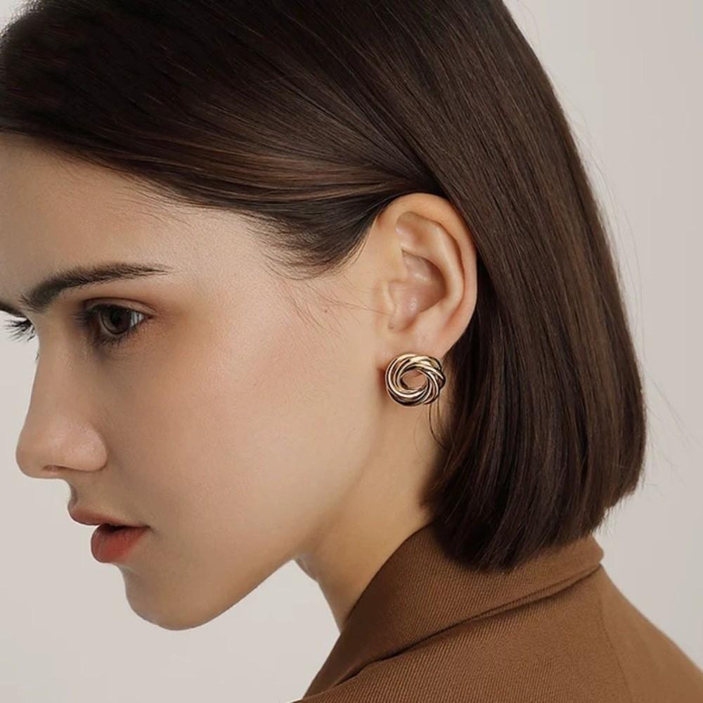 Fashion Jewelry Irregular Earrings Temperament Ladies Ear Studs Metal Round Earrings Party