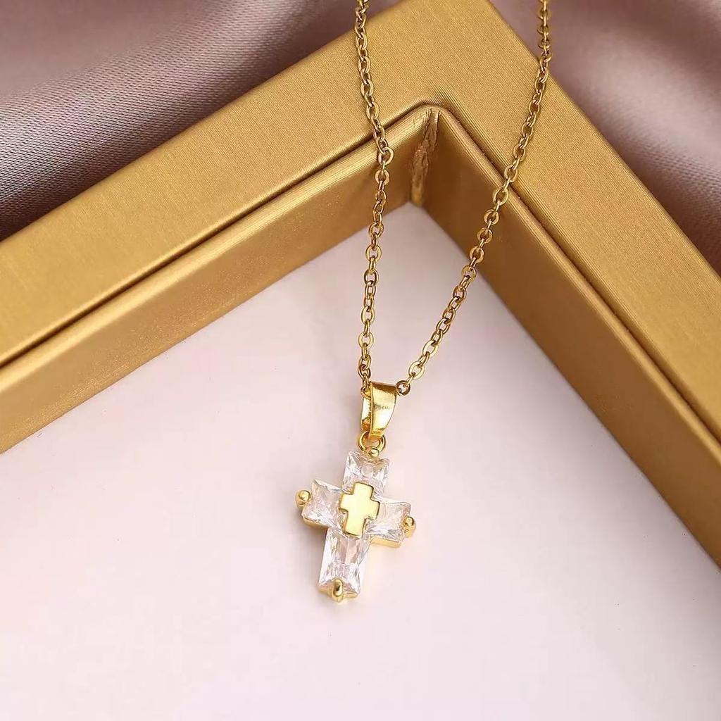 Micro Paved Titanium Steel Cross Pendant Necklace For Women Stylish Versatile Delicate Collarbone Chain