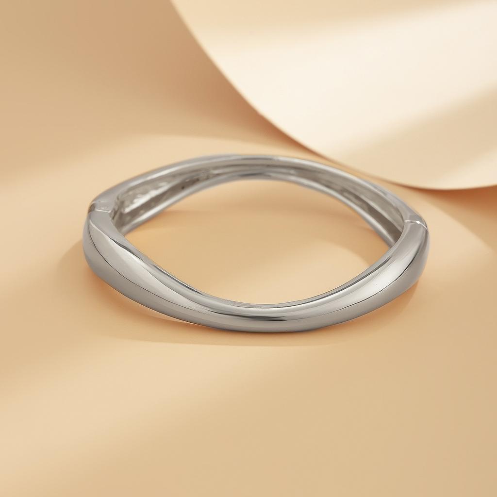 Fashion Irregular Alloy Spring Bracelet Simple Water Drop Smooth Bracelet Set