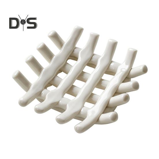 

Органайзер для хранения мыльницы в ванной комнате, самосливной полый держатель для мыла в ванной, керамическая декоративная подставка для мыла молочный белый