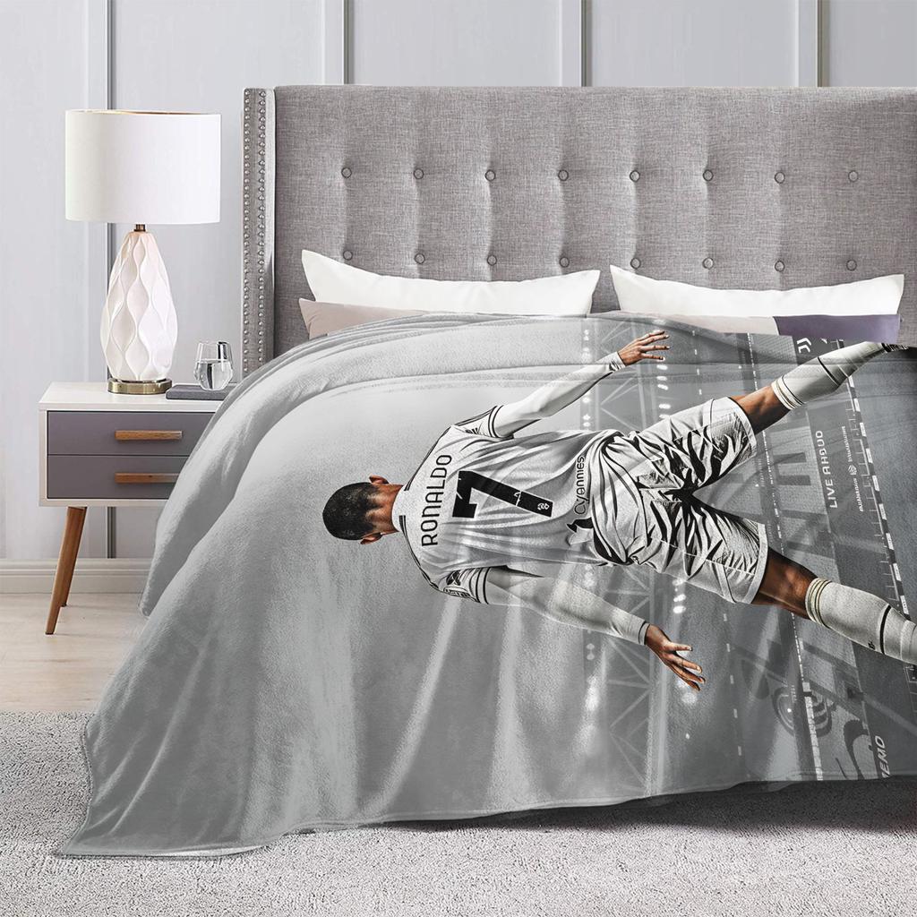 Dynamic Soccer Player Blanket CR7 Warm Pattern Plush Bedding Throws For Child Home Decor Flannel Bedspread Bed Cover