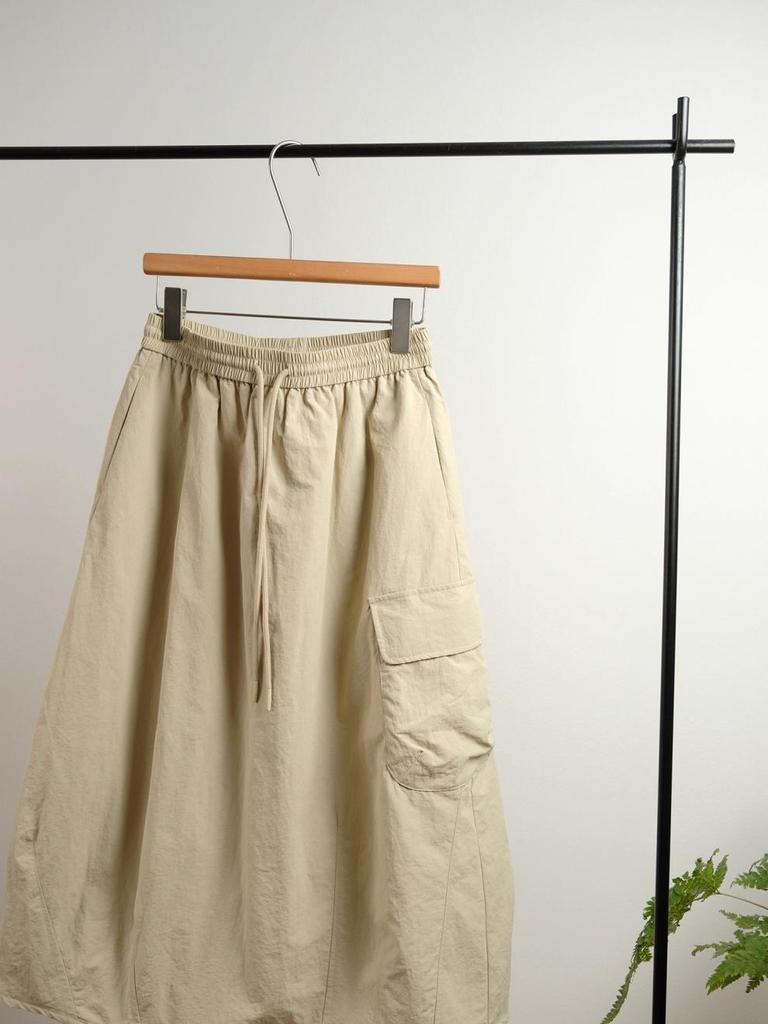 Artistic Japanese Quilted Winter Skirt - Casual Elastic Waist, Solid Color, Drawstring Half Skirt