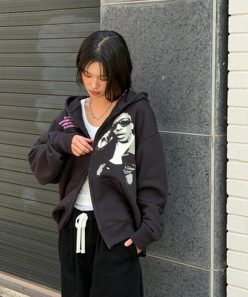 Amou Hotline Hoodie Zip-Up Black