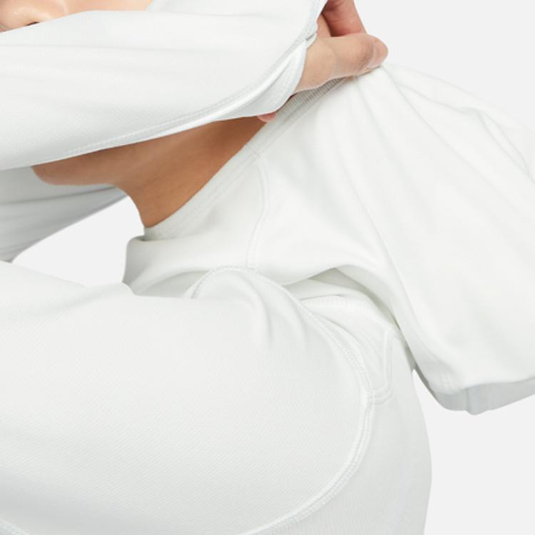 New Nike ACG Set in Sleeve T Shirt Women's Mountain Peak White DV9539-121