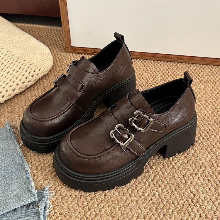 Версия из мягкой кожи лоферы на платформе женские 2025 весна новые ретро универсальные туфли-лодочки из маленькой кожи в британском стиле одинарные 39 коричневый 4509₽