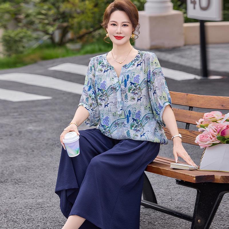 Chiffon Short-Sleeve Top & Wide-Leg Pants Set for Middle-Aged Women